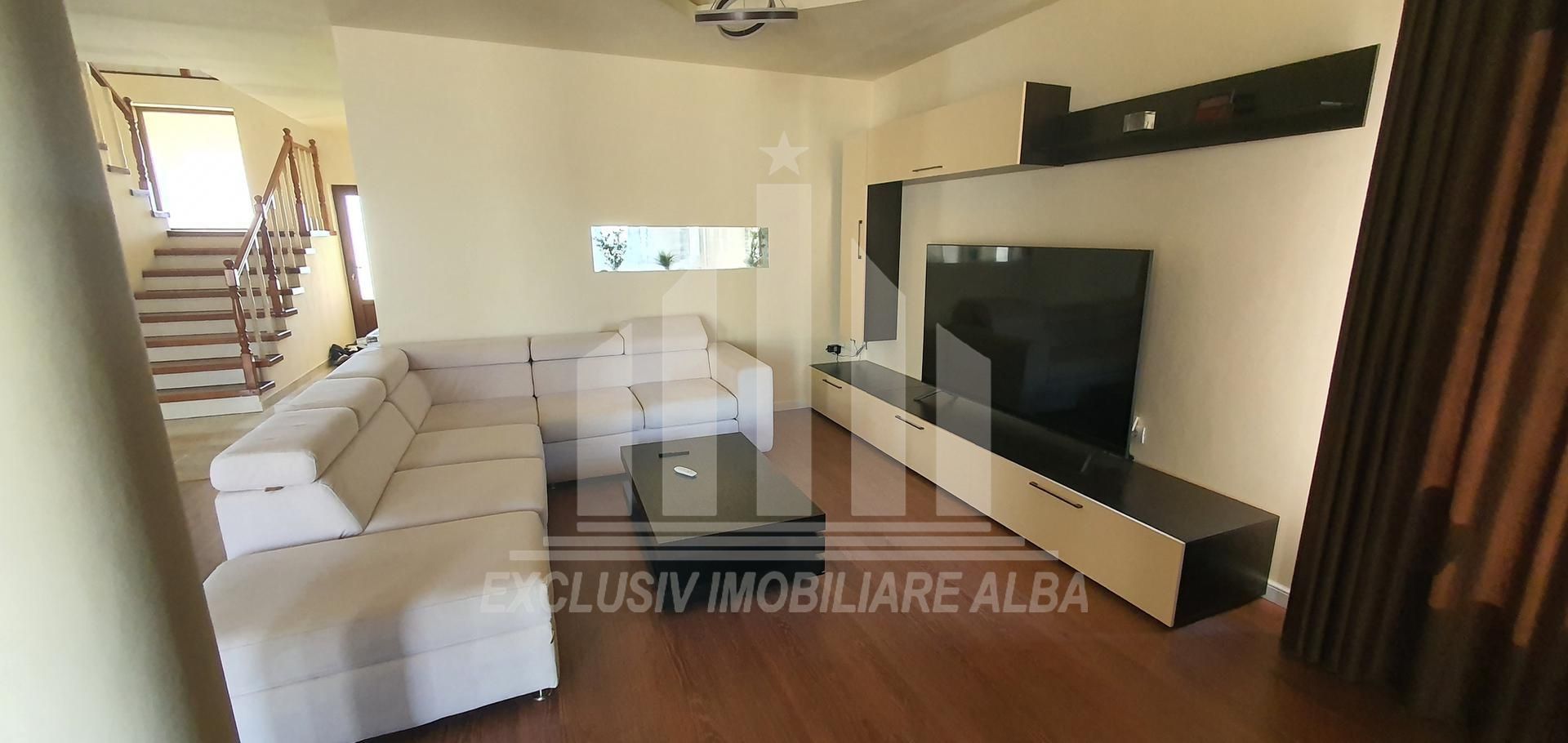 Vila zona exclusivista de vanzare, Cetate - Poză 4