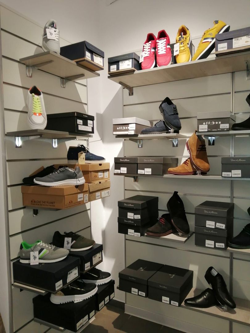 Spațiu comercial ultracentral, 200 mp singurul vad 100% pietonal Roman - Poză 8