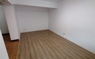 CENTRU - Birou pe Bdul Mamaia-Capitol - Poză 3
