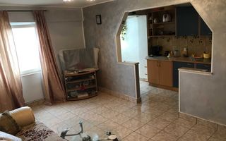 Apartament de vanzare - Poză 2
