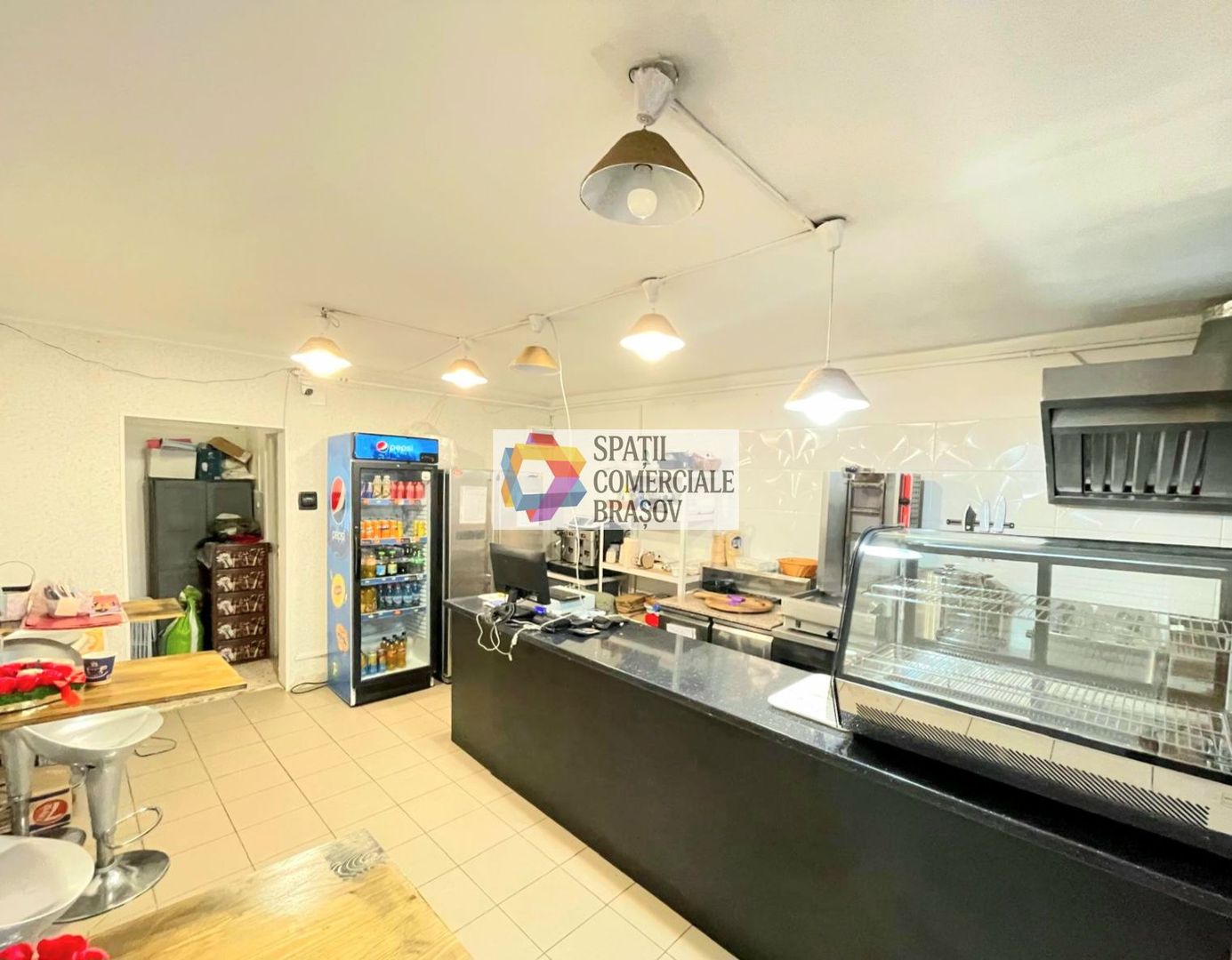 Spatiu comercial de închiriat cu vad, Brasov - 29 mp -  Spatii-comerciale-brasov - Poză 1