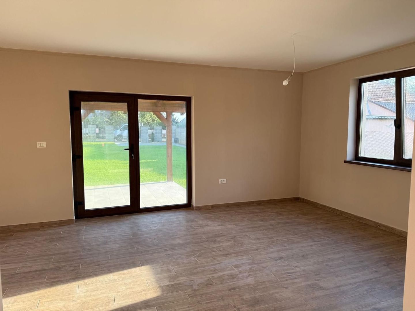 4 CAMERE , UTVIN , DUPLEX MODERN - Poză 2