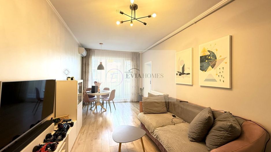 2 camere/Finisaje moderne/Zona Centrala - Poză 1