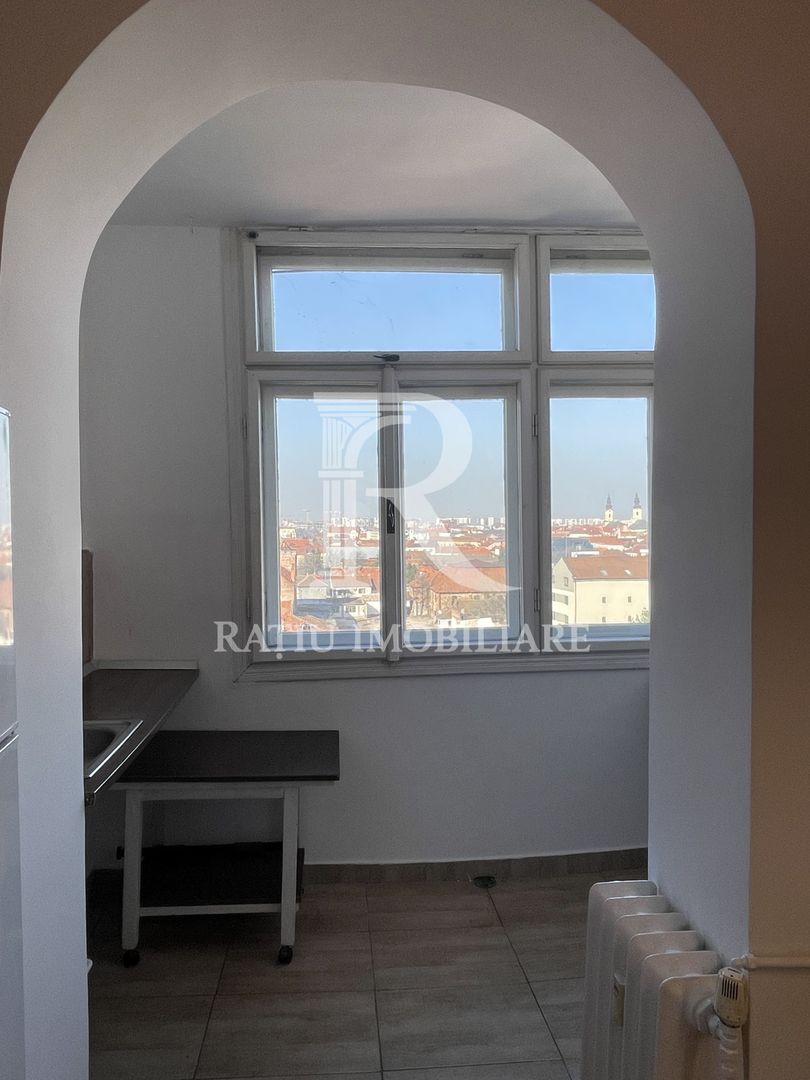 Apartament cu 3 camere | Central | Vedere panoramică | Oradea - Poză 4