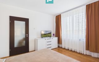 Casă individuală 8 camere - Dudeștii Noi - Poză 10