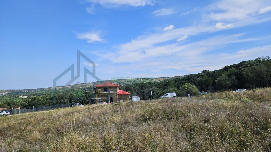 Teren în Pietrăria– 2.382 mp, lângă pădure, cu priveliște spre oraș - Poză 3