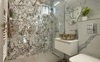 Apartament 2 camere | Etaj 1 | Balcon | Renovat | Central - Poză 1