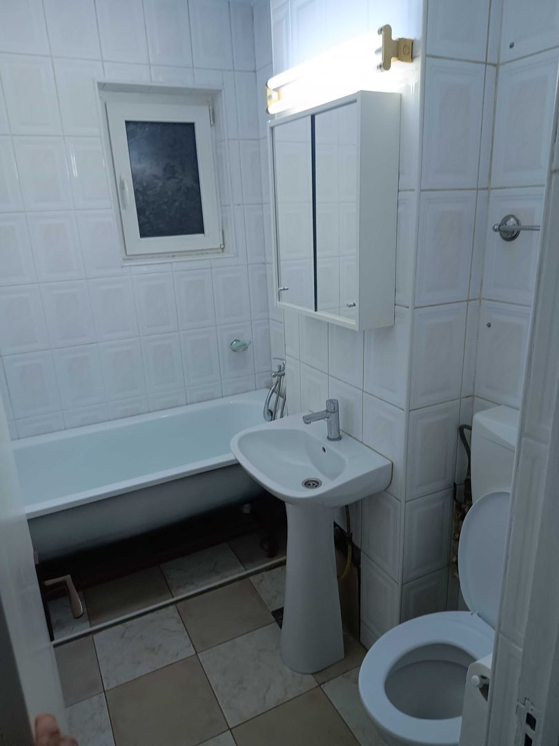 Apartament de vanzare 3 camere et. 2/10 Soseaua Giurgiului , Toporasi - Poză 7