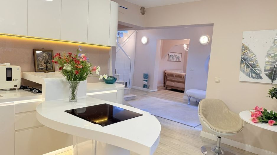 BRASADAS vinde casa rezidențială cu posibilitate spatiu com. - Poză 5