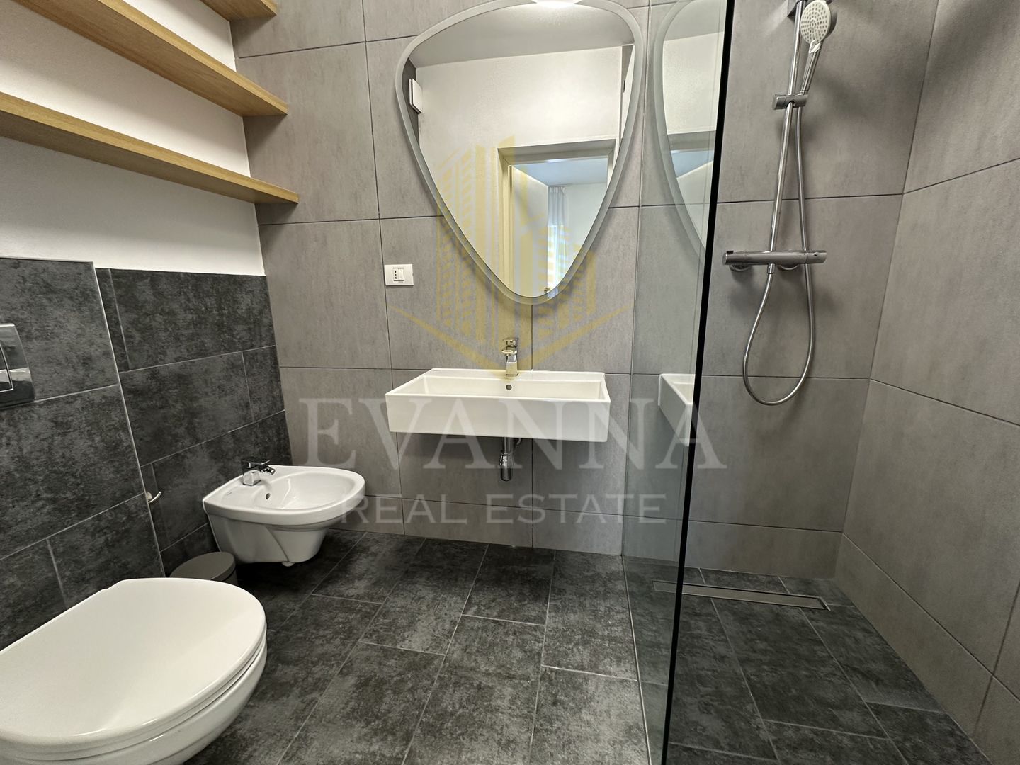 Bloc nou | Apartament 3 camere | str. Atletilor - Poză 8