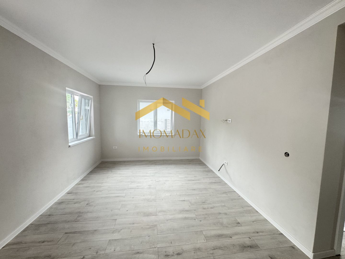 Utvin-Casa 3 Camere-Predare la cheie - Poză 5