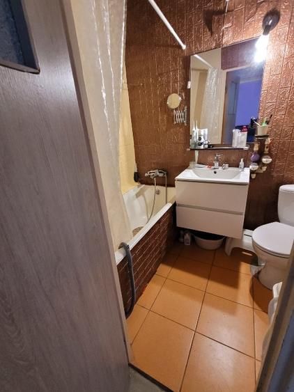 De vânzare: apartament 3 camere – Drumul Taberei - parc - metrou - Poză 6