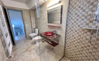 Casa cu 7 camere | 3 balcoane | Garaj | 220 mp + 80 mp curte | Cartier Panorama - Poză 28