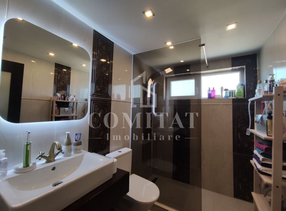 Apartament de vanzare 3 camere | Zona Porii - Poză 12