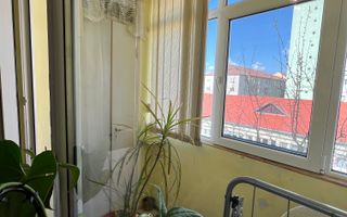 Apartament 3 camere decomandat / Str. V. Aaron - Poză 14