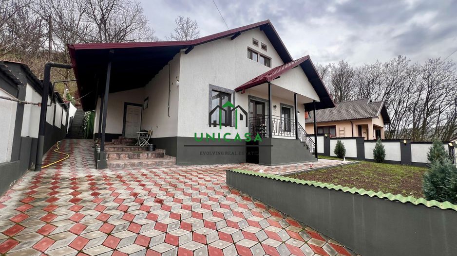 Casa Mihaesti / teren 1077 mp - Poză 1