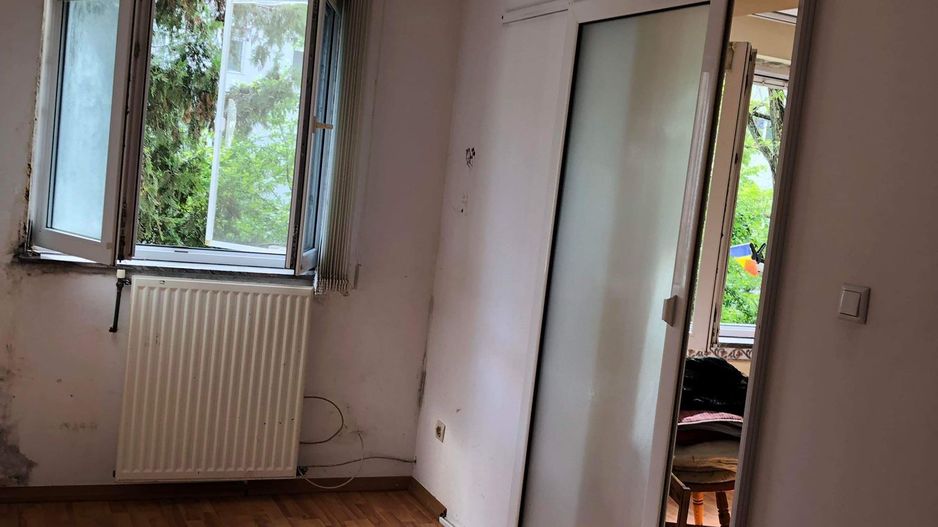 ageuropa.ro vinde ap. 2 cam etaj 2 Micro 14 - Poză 4