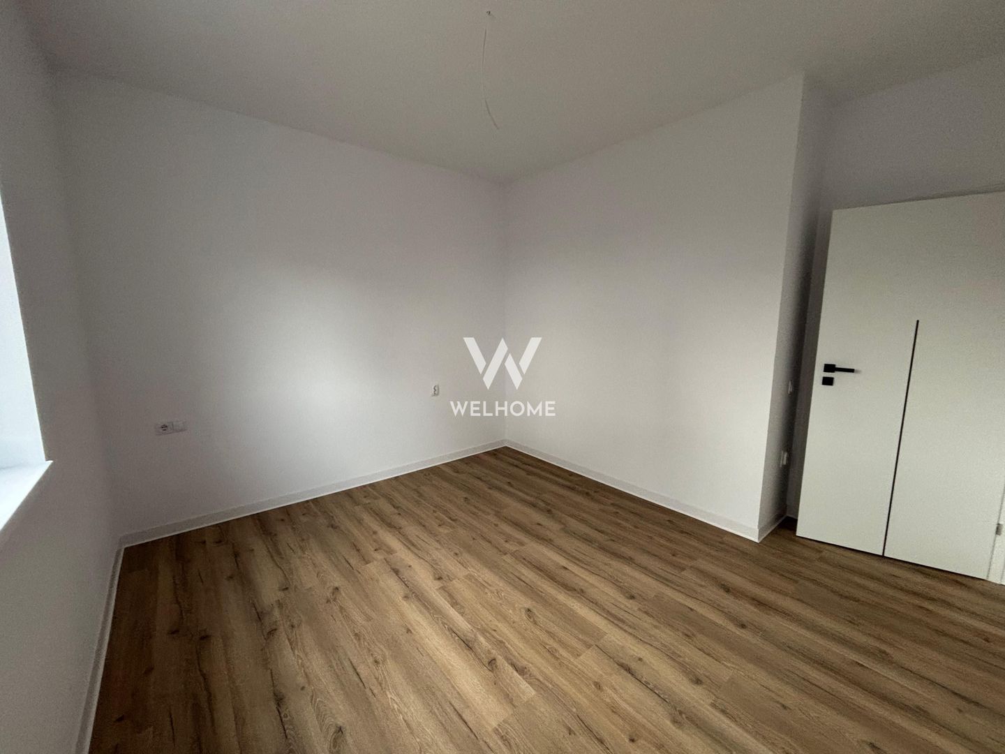 Apartament 2 camere decomandat, baie cu geam - Zona Unirii, Selimbar - Poză 1