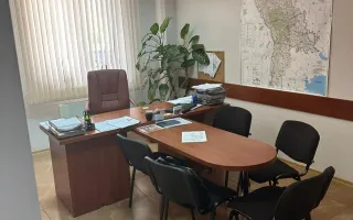 Aerodromul Horesti 24 ha teren + 1400 m2 hangare și 550 m2 cladire administrativa - Poză 15