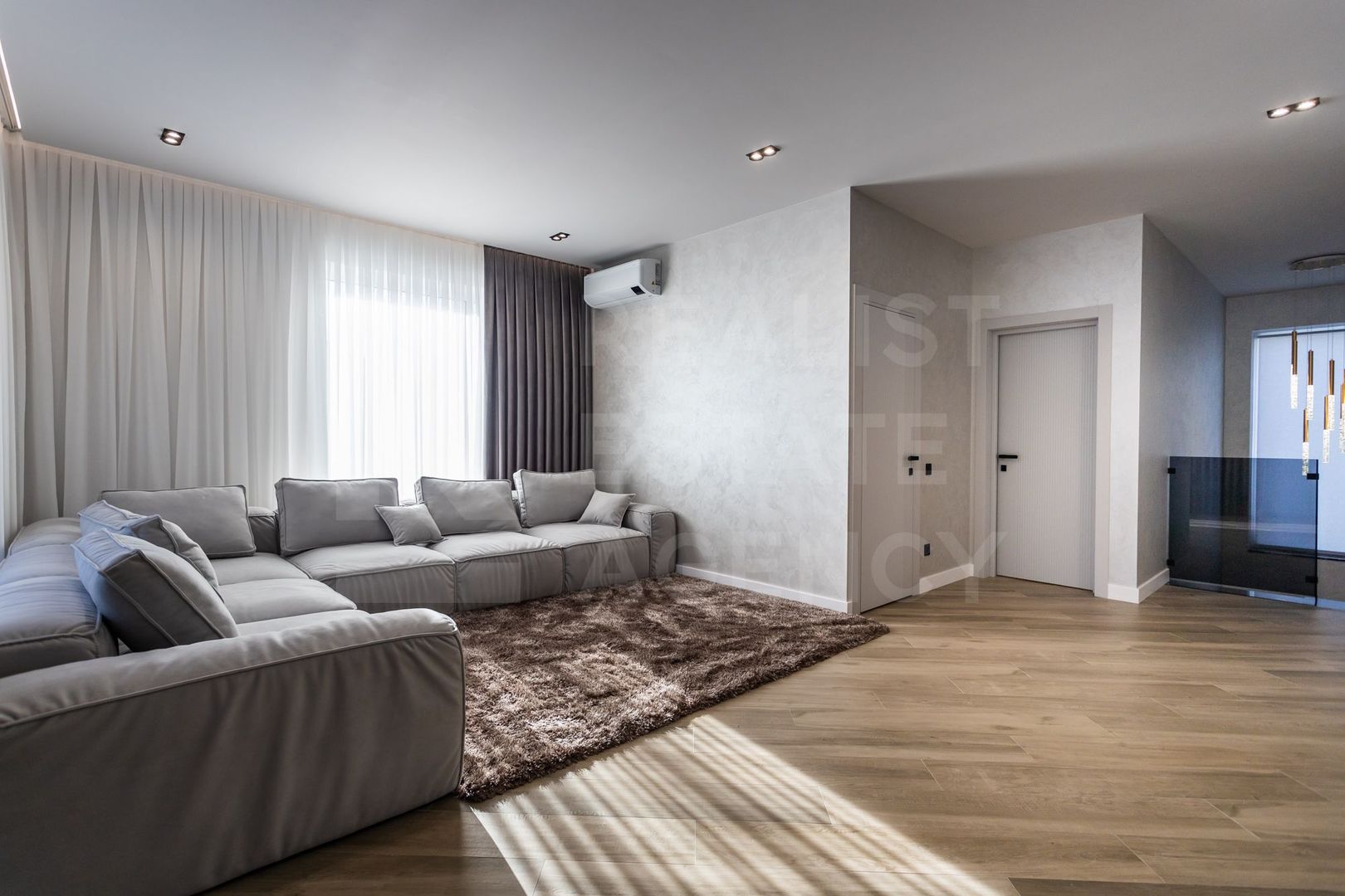 Vânzare, high-tech de lux, 6 camere, Rîșcani - Poză 10