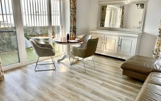 Apartament 3 camere decomandat, 2 bai, parcare, boxa, Kasper Coresi - Poză 1