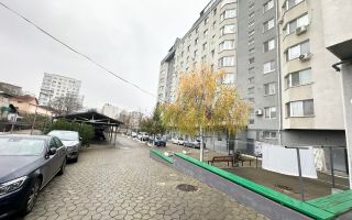 Vând Apartament cu 4 camere100 м². Poșta Veche. - Poză 1