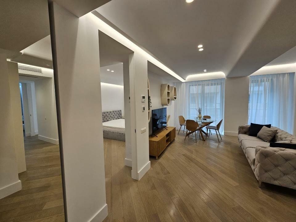Apartament de Lux cu 3 Camere și 2 Locuri de Parcare - IANCU NICOLAE - Poză 7