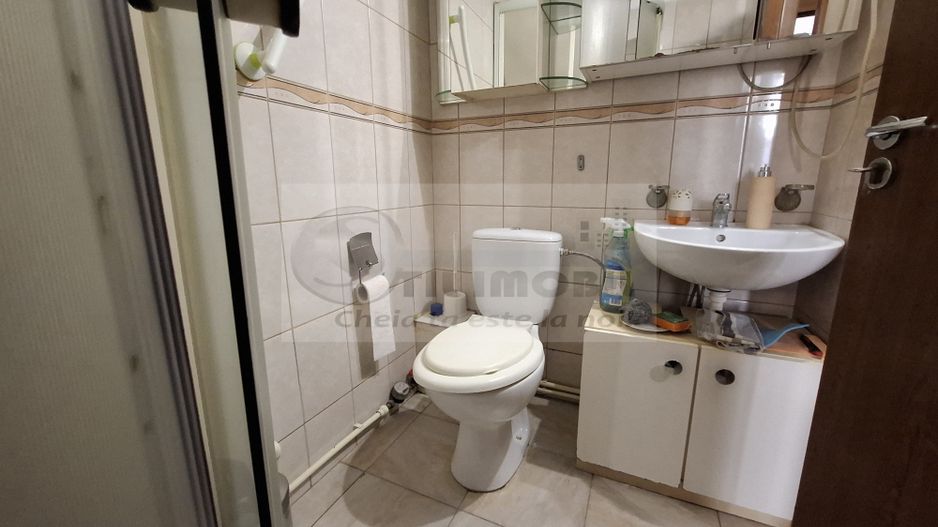 Garsoniera mobilata si utilata de inchiriat in Iasi, zona Granit - Poză 13