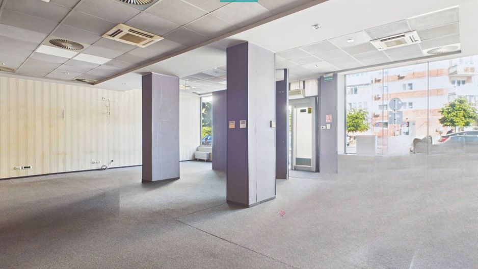 Spațiu  Comercial Zona Soarelui Bulevardul Sudului - Poză 4