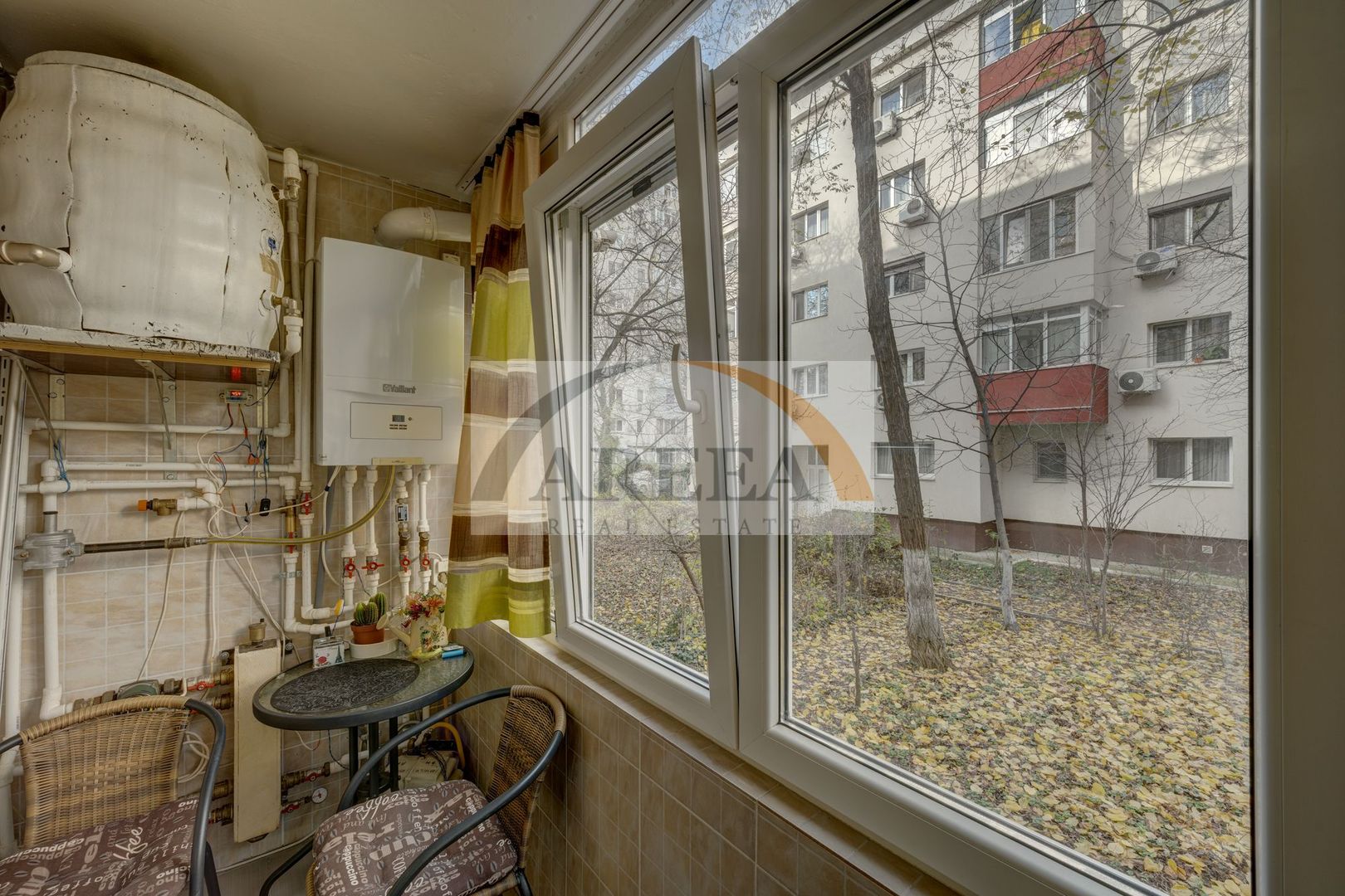 RAR SI FRUMOS - de vanzare 4 camere PREMIUM, parter/4 - Brancoveanu - Poză 20