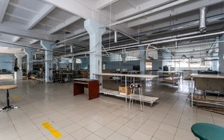 Chirie, spațiu industrial, 3000 mp, str. Sprîncenoaia, Centru - Poză 13