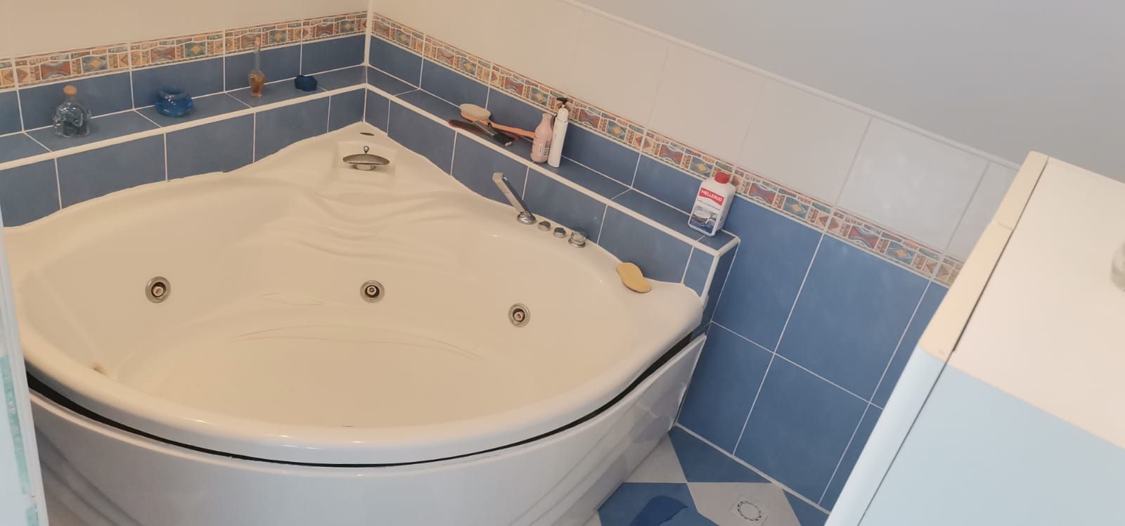 Casă deosebită în Fratellia, cu teren 657 mp - Poză 44