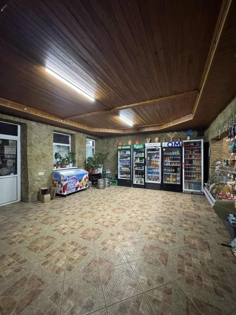 Spațiu Comercial prima linie. Step-Soci, drum Național R20. - Poză 4