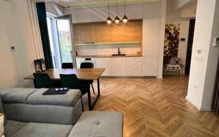 Apartament 2 camere lux de închiriat, central, bloc nou, loc parcare - Poză 3