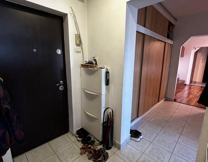 3 camere, centrala proprie, 2 bai, pet friendly, Titan - Poză 7