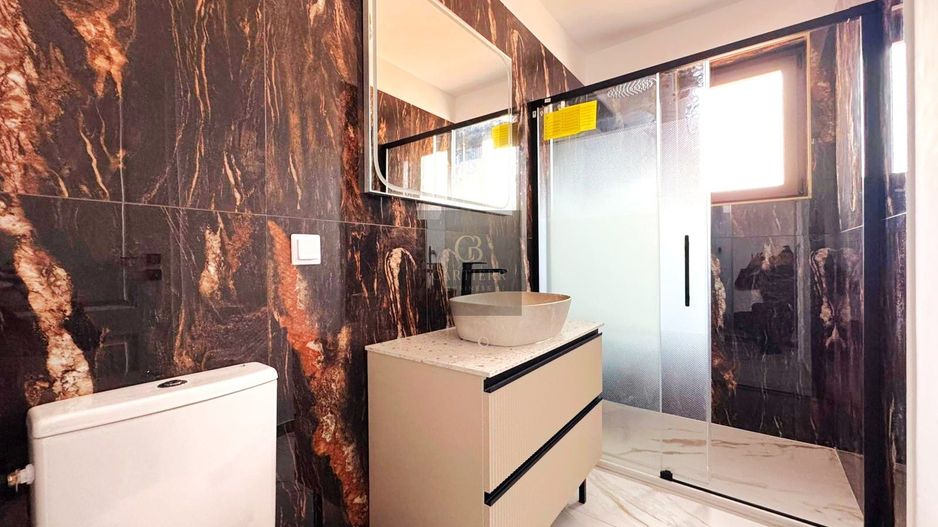 CASĂ + GARAJ | 5 CAMERE | BERCENI | - Poză 17