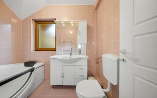 Apartament 3 camere cu gradina proprie si parcare, Grand Hotel Italia - Poză 11