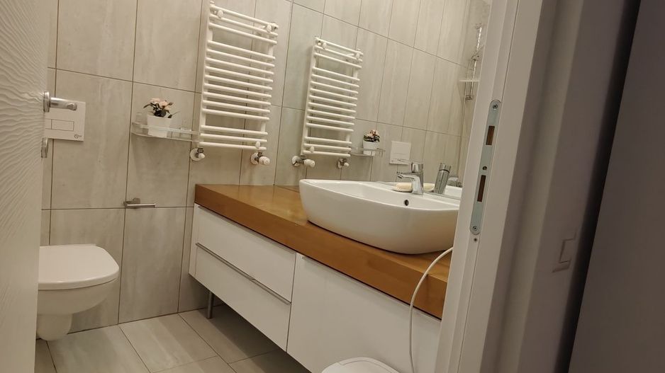 Apartament 2 camere modern, balcon 6 mp, centrală, parcare inclusă, cat friendly - Poză 4