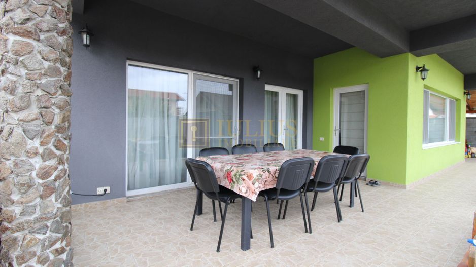 Sat Giroc, ideal pentru diverse afaceri sau pentru locuit. - Poză 29