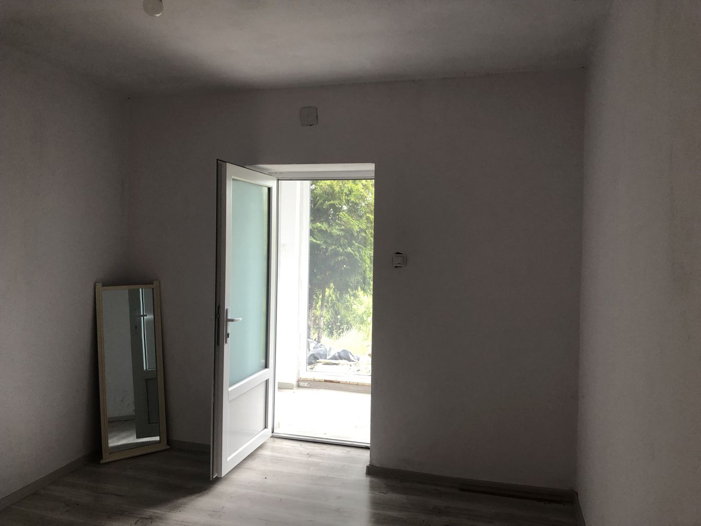 Casa Beregsaul mic+teren 1550 mp - Poză 9