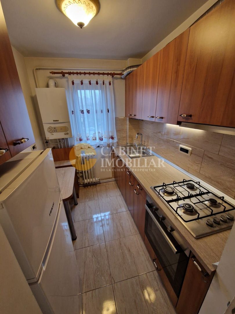 3 Camere Semidecomandat- Etaj intermediar-Zona Alexandru cel Bun - Poză 6