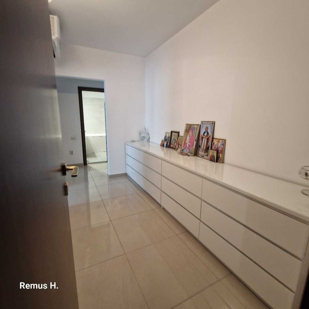 Apartament 3 camere | 70 mp | 1,5 min metrou | Mobilat,utila | Renovat - Poză 8