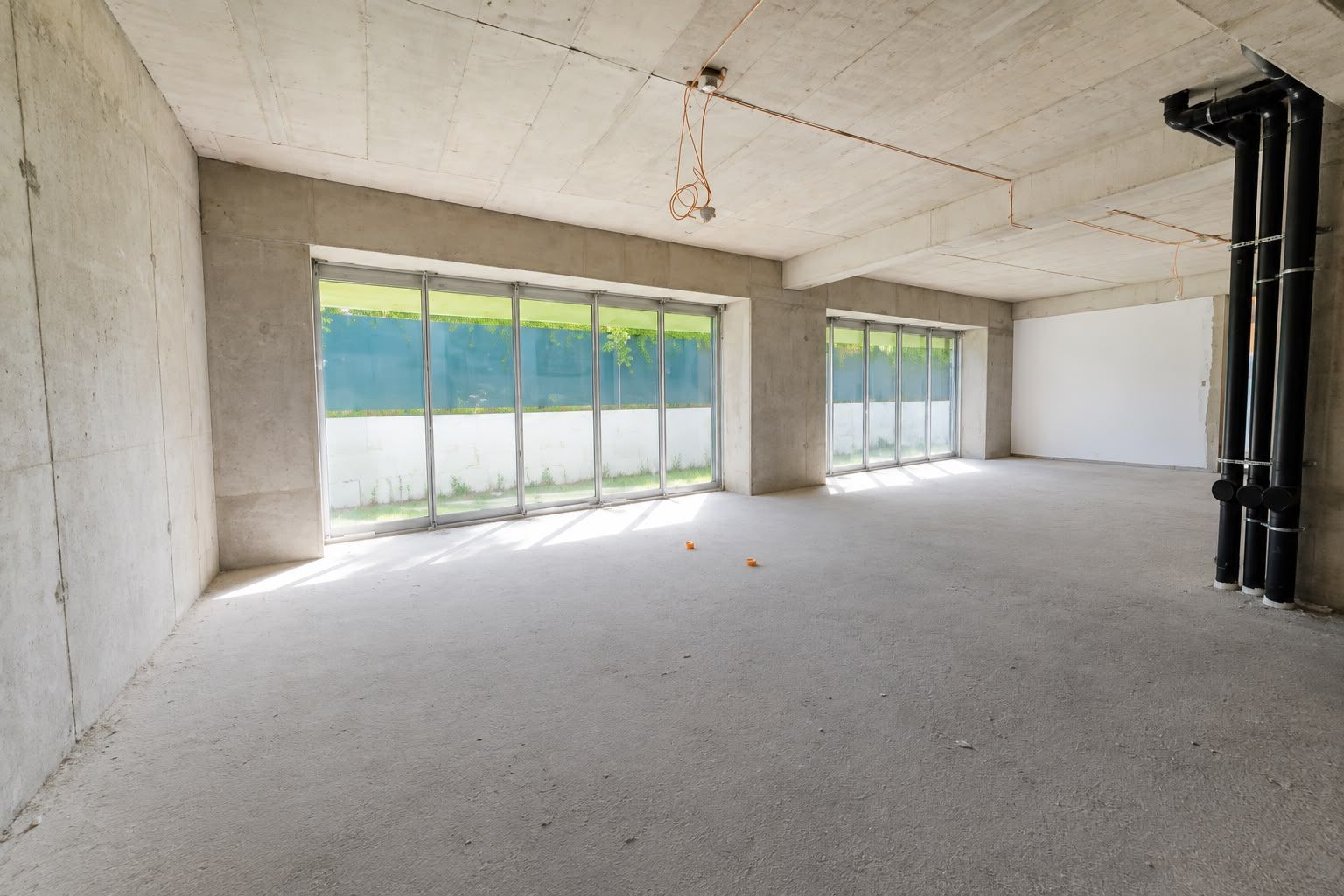 𝐒𝐩𝐚𝐭𝐢𝐮 comercial – 𝐒𝐭𝐫𝐚𝐮𝐥𝐞𝐬𝐭𝐢 - Poză 8