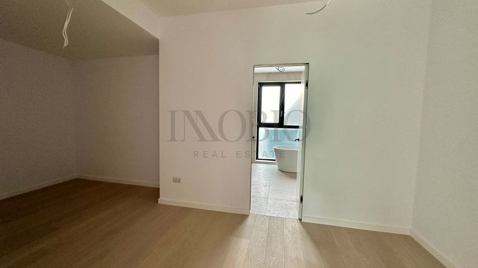Vila 5 Camere | Rooftop Pool | Smart Home | - Poză 10