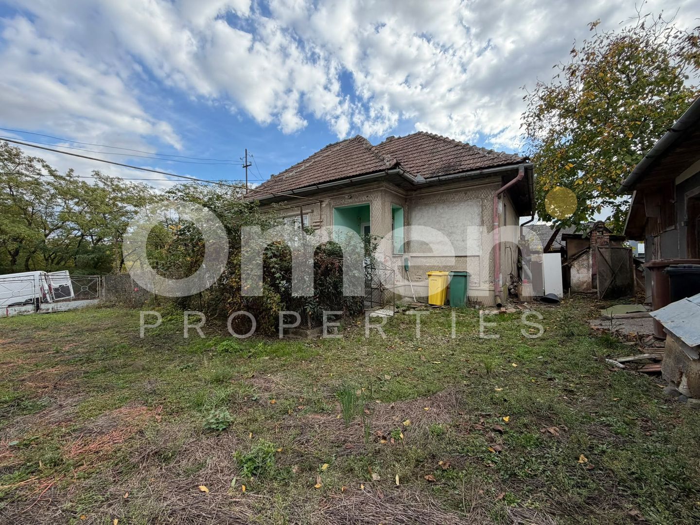Casa cu teren de 1350 mp | Lapusel - Poză 1