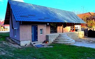 Casă individuală din lemn - Caiuti - Poză 1