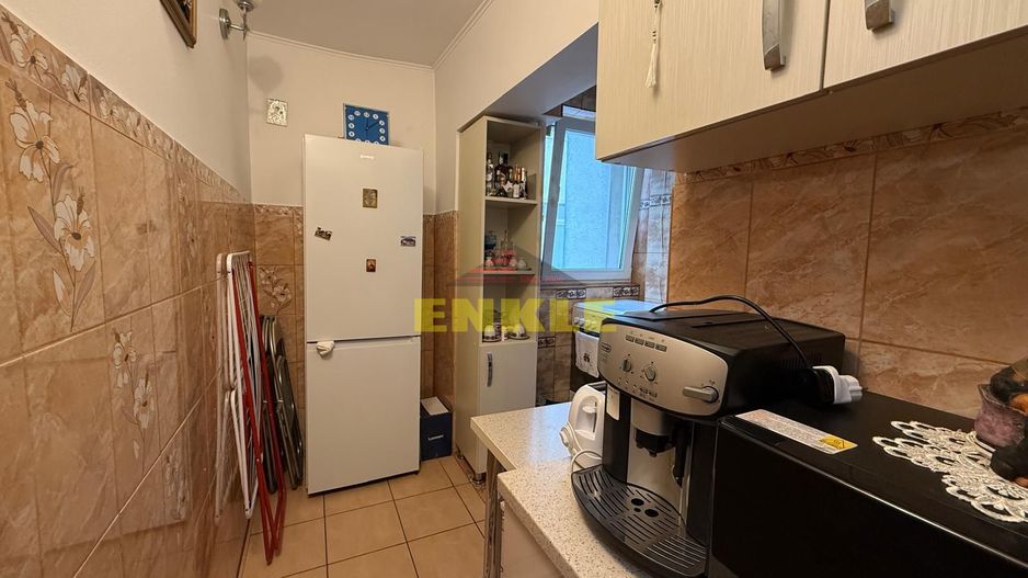 Vânzare garsonieră compartimentată în două camere - Poză 3