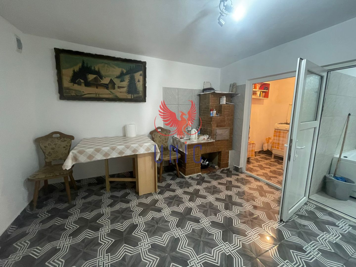 Casa cu teren de 1000 de mp -Radovan - Poză 1