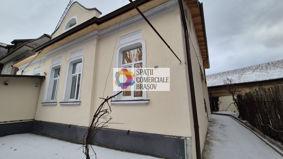 Casa de vânzare zona Centrală - 225 mp - Poză 2