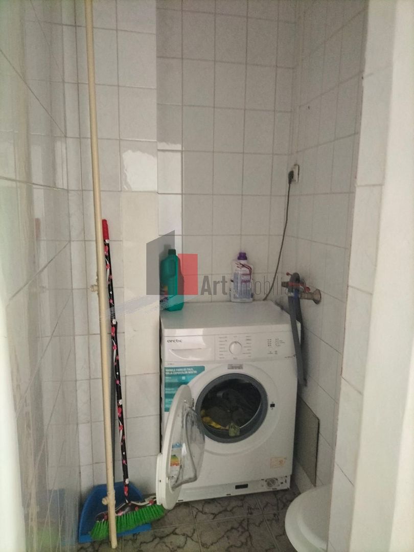 APARTAMENT 3 CAMERE - Poză 8